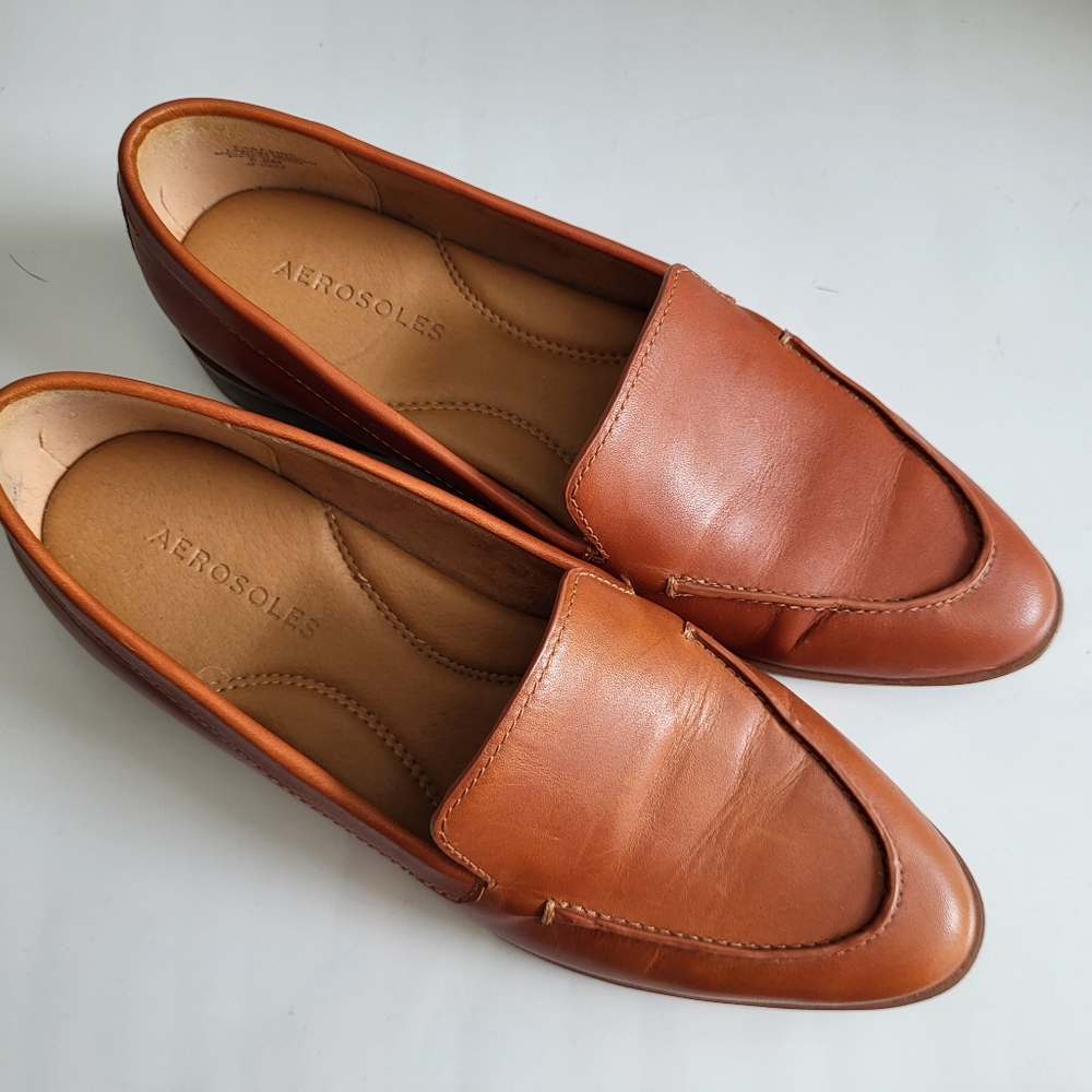 AEROSOLES Tan Loafers Slip-On Leather Shoes.